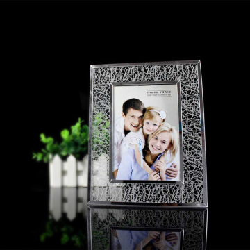 Cheap Acrylic Free Standing Photo Frames