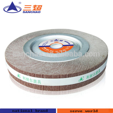 Abrasive flat flap wheel on flange