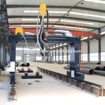 Automatic girth welding machine for irregular shaped tank