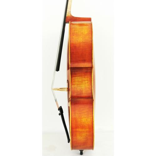 Professionele handwerkende gevlamde cello