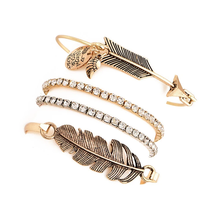 Promotion Gifts Wholesale Bracelet Women Handmade Custom Charm Fashion Bracelets Jewelry Simple Charm Twisted Gold Plated Fashion Bracelet