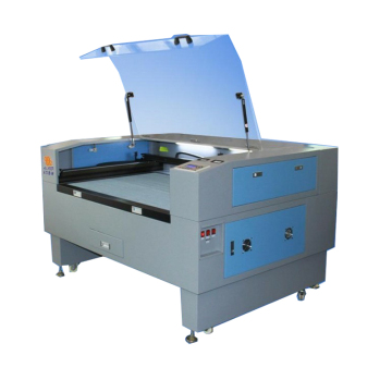 Made in China Gifts and Crafts CO2 Laser Cutting Engarving Machine
