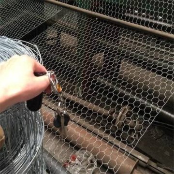 chicken wire fence post poultry netting for sale 1 inch chicken wire poultry wire mesh 4ft chicken mesh