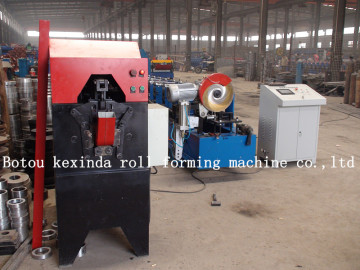 Downspout/rainspout roll forming machine