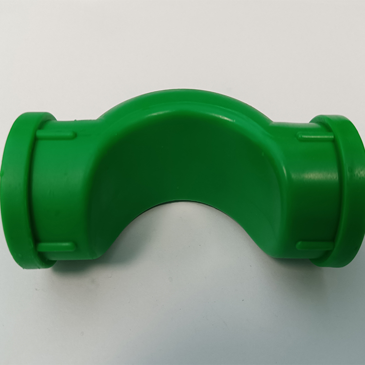 تركيب الكوع المتقاطع لجسر PPR لخطوط الماء الساخن والبارد PPR bridge cross elbow fitting for hot cold water lines