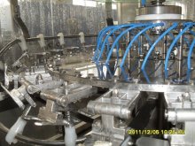 mineral water filling device