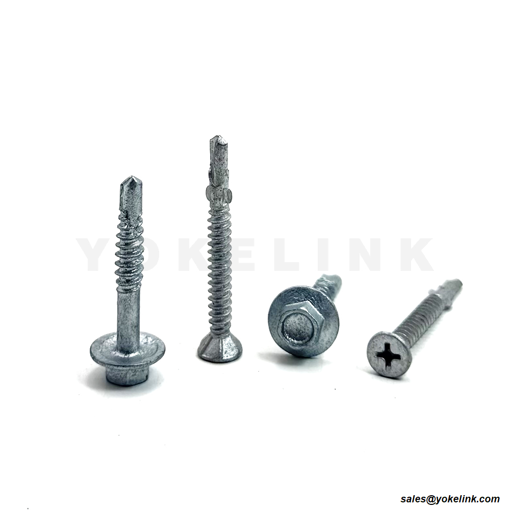 Tetőcsavarok (8) Roof Screws (8)