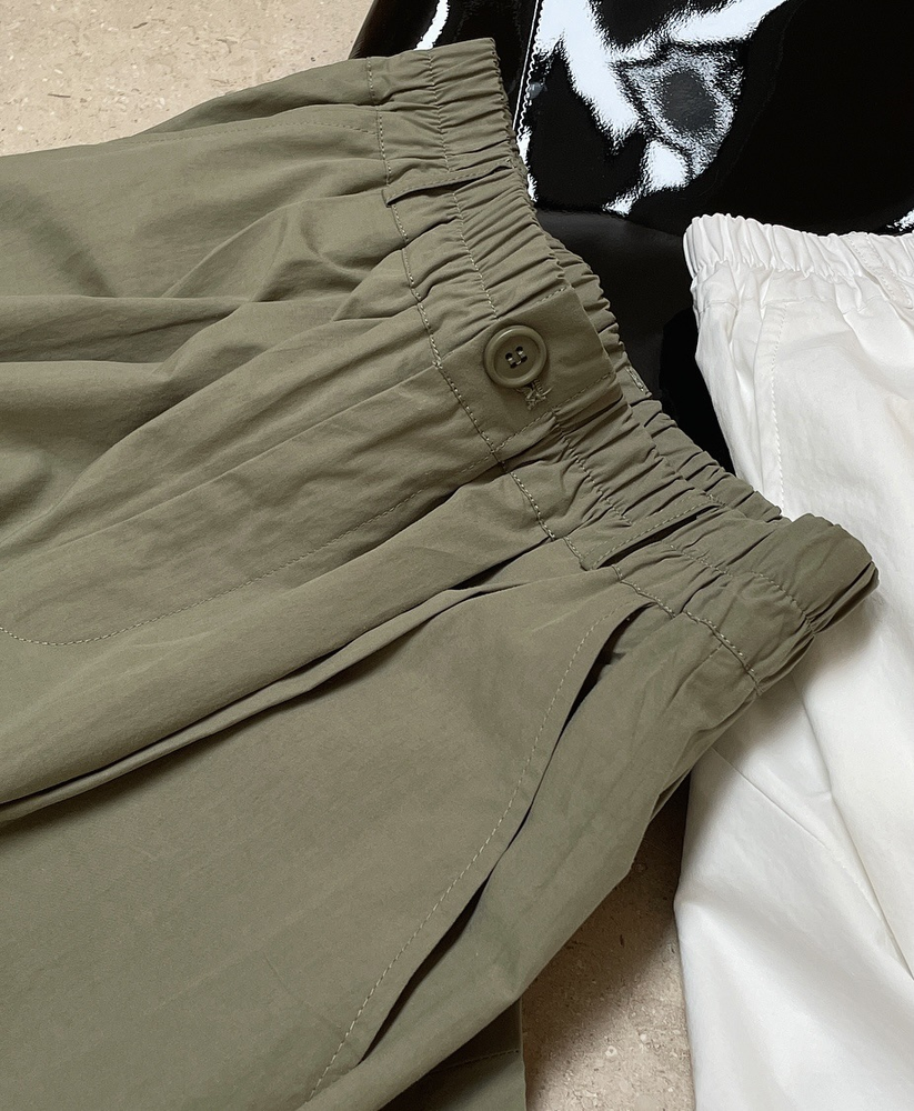 Широкие брюки шикарного минималистского силуэта в японском стиле Japanese-Style Chic Minimalist Silhouette Wide Leg Pants