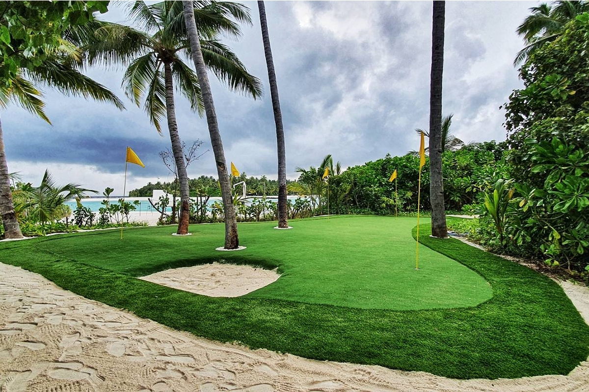 Synthetic Grass for Landscape Golf