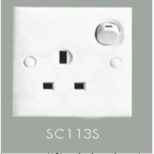 13A Switched Socket Bakelite Fire-Retardant Materil Copper Inside
