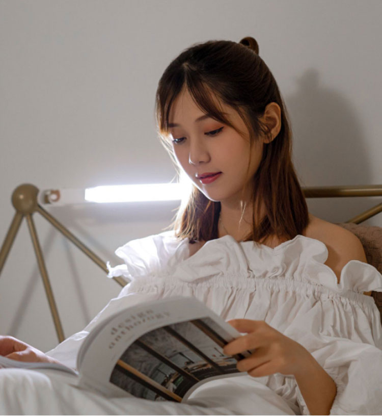 Portable LED Night Light Lamp 1500mAh Dimmable Bedside Light with Switch Control Rechargeable for Bedroom