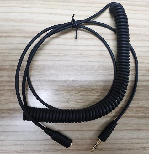 Aux coiled cable for car Spring Coiled 3.5mm 4-Pole Stereo Audio Aux Cable with Mic Line Gold Plated (3 feet)