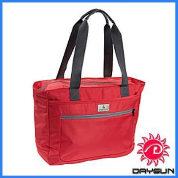 Outside travel tote bags