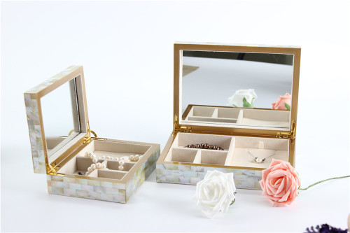 Golden Lip Shell Mirror Jewelry Box for Home Decor