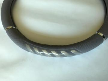 steering wheel cover with silver bar