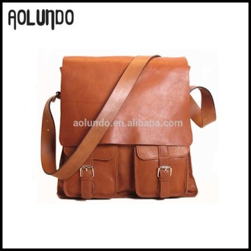 Slim Vegetable Tanned Men's Leather Cross Body Bag