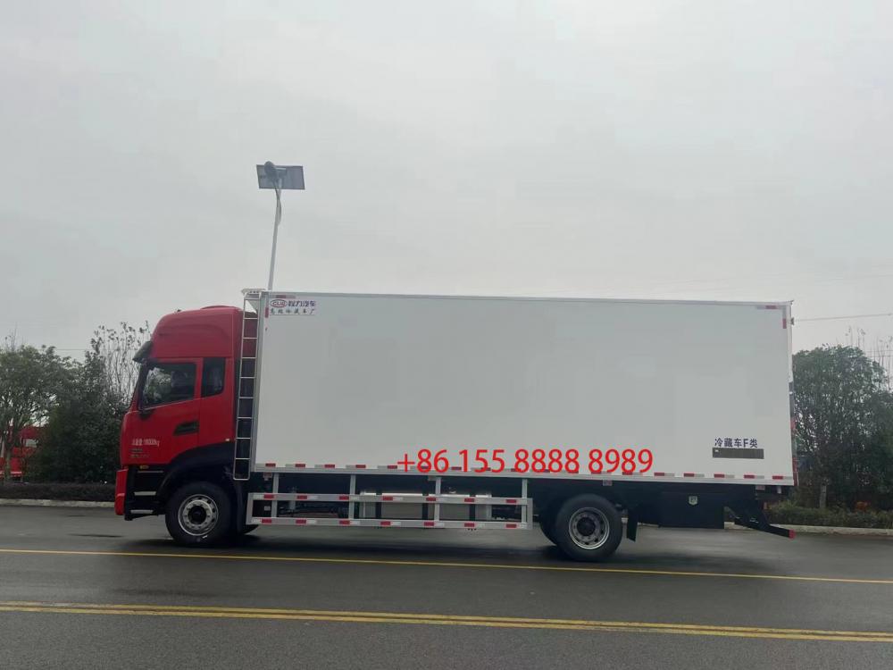 Dongfeng Tianjin Plus 8m Refrigerated Truck 9 Jpg