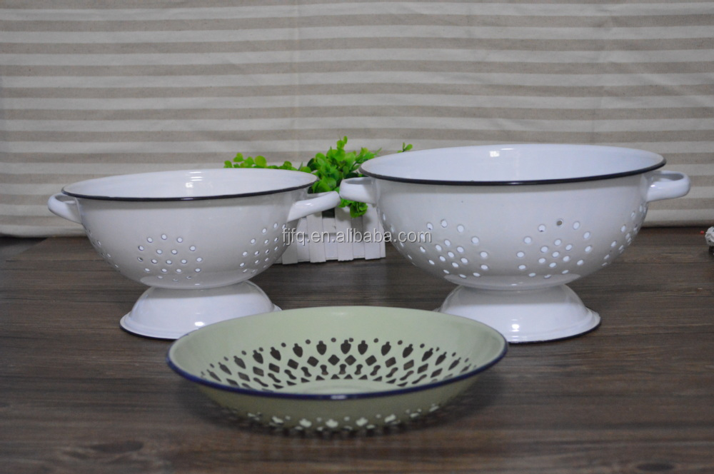 Retro Enamel Colander Kitchen Basket And Vegetable Strainer