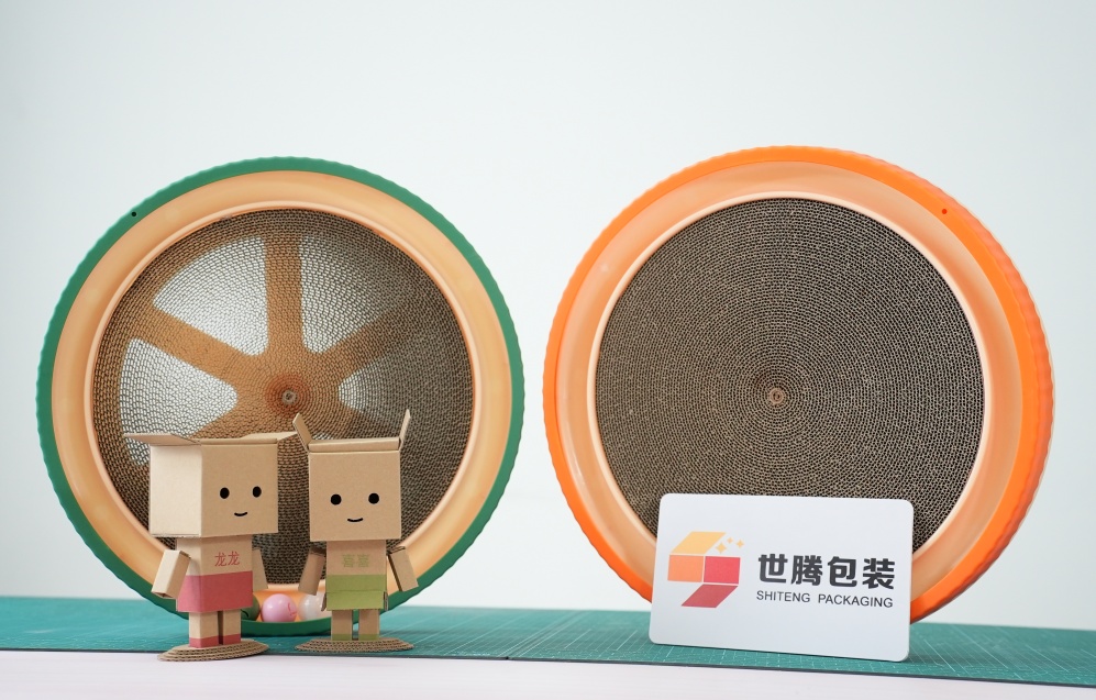 cardboard scratcher