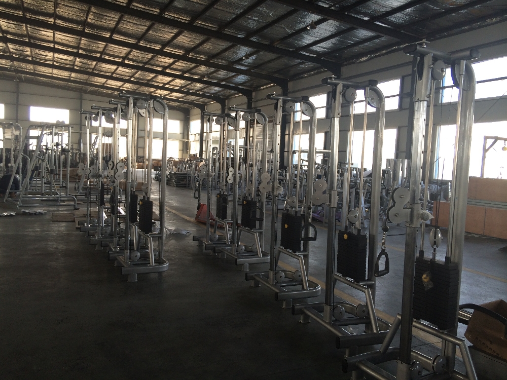 Commercial Squat Rack/Gym Equipment