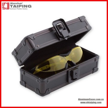 aluminum custom sunglass storage/protective case