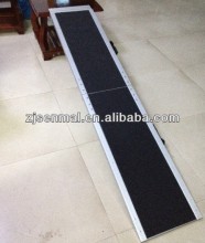 Aluminium folding dog ramp