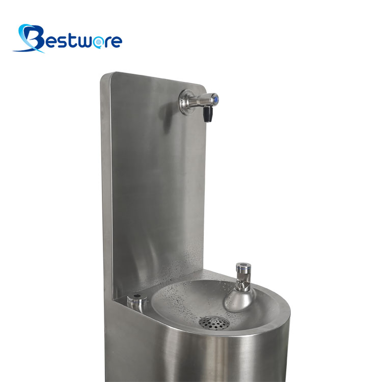 Промышленные фонтаны питьевой воды для дома