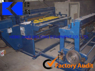 pourtry farming equipment (welding machine) factory