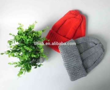 knitted cuff pom hat