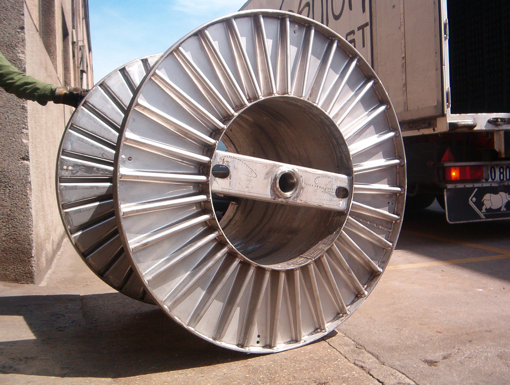 Stainless steel reels