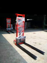Customized Hand Hydraulic Stacker