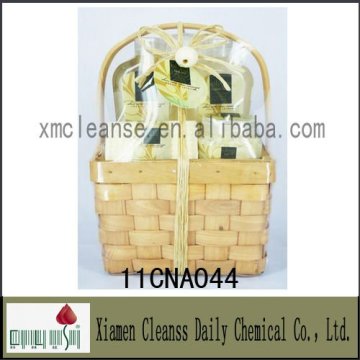 Wooden Basket Bath Gift Set