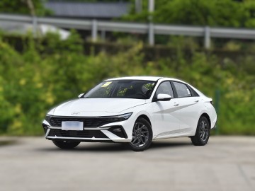 Hyundai Elantra 2023 1.5L CVT GLX Leading