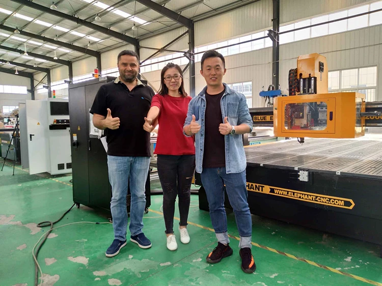 1325 CNC Router Machine Ce FDA Certificated with Water Cooling Spindle for Furniture