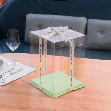 Plastic cake box clear