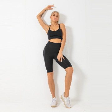 Leggings és sportmelltartó szett o nőknek