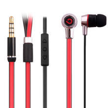 Noise-cancelling 3.5mm plug earphones with mic