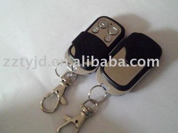 Pragmatic and cheap rolling door motor remote controller