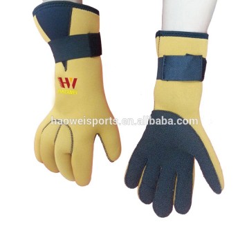 fishing gloves