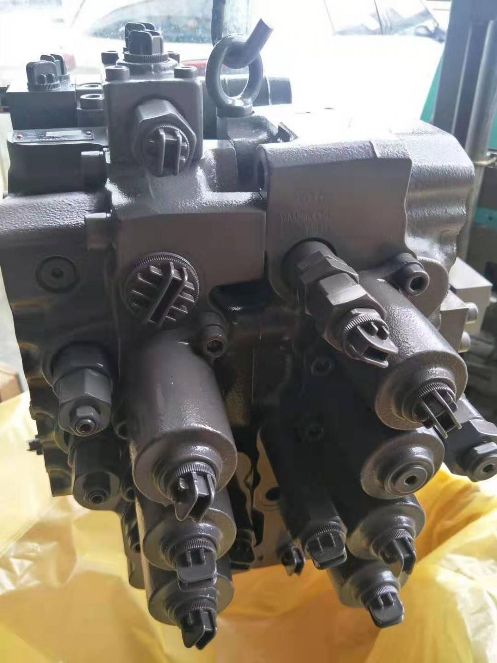 KOMATSU PC400-7 VALVE ASS&#39;Y 723-40-71201