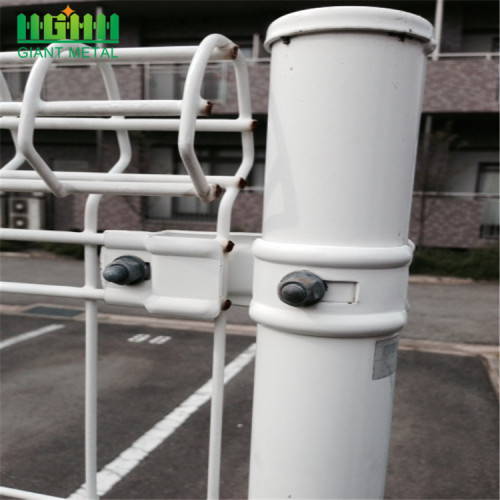 Giant Braided Welded Metal Double Circle Fence