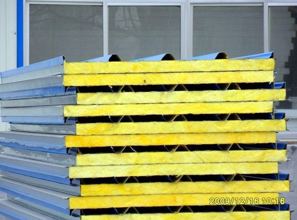 Fireproof Insulated Sandwich Panel Glasswool Sandwich Roof Panel