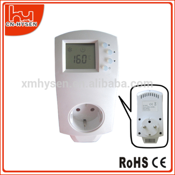 Digital small electronic thermostat plug in