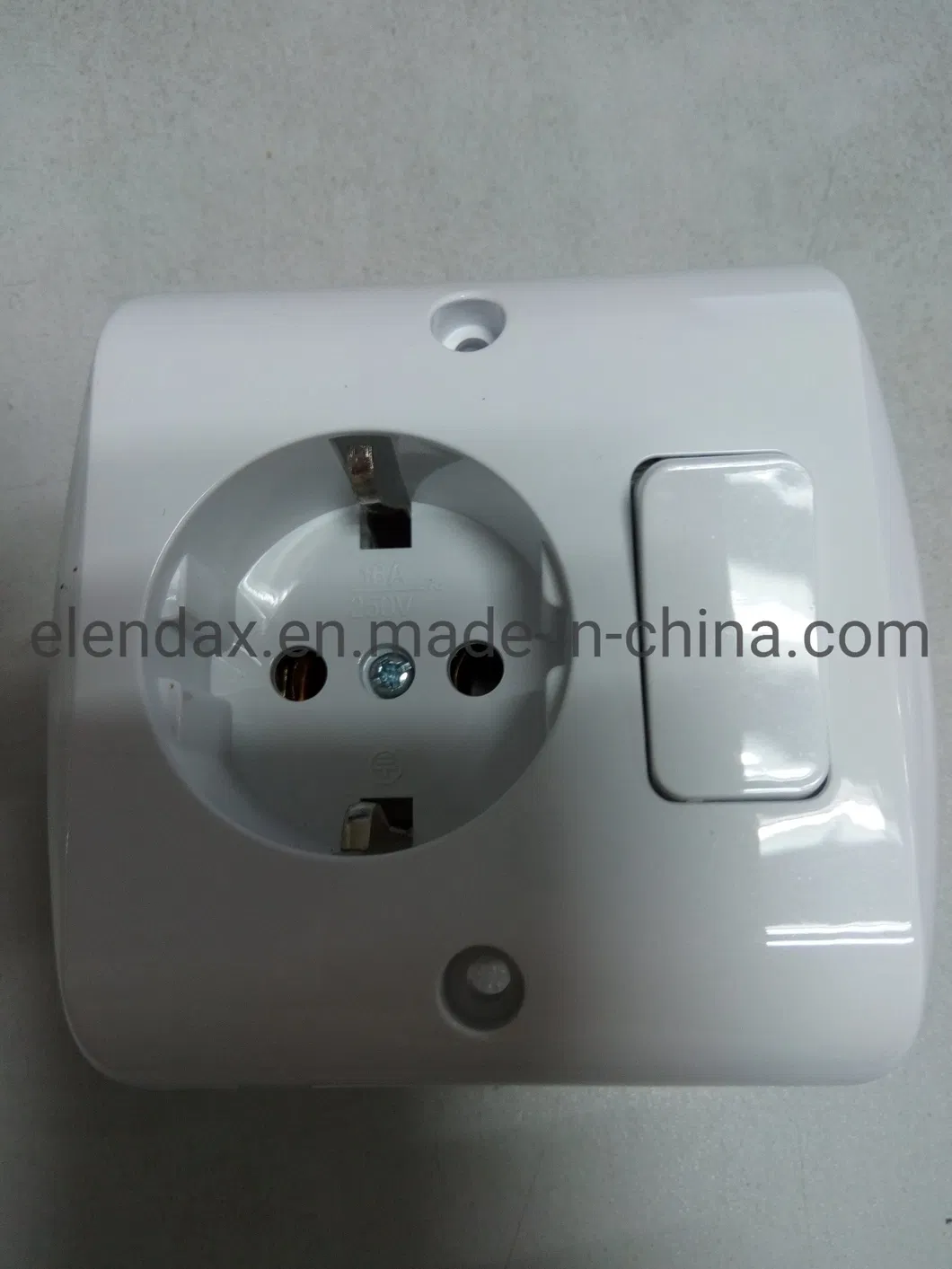 Mobile and Bathroom Furniture Socket