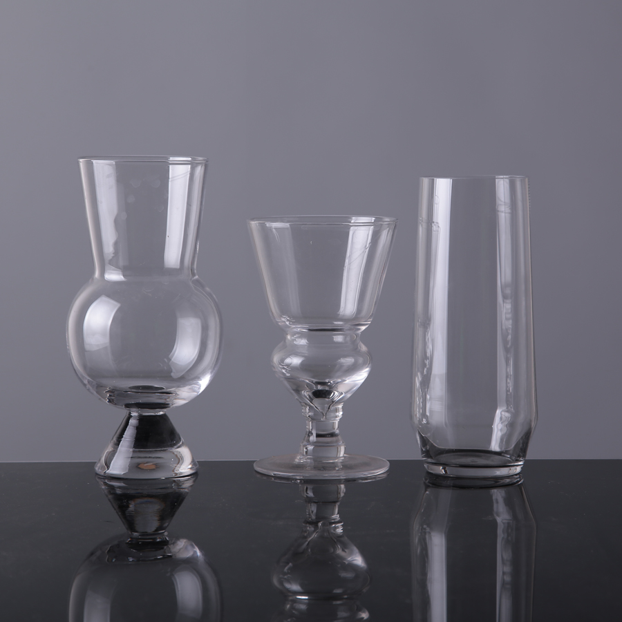 Clear Glassware For Wine