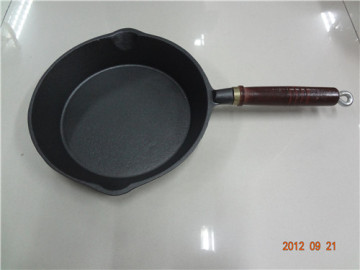 Fry Pan with Wooden Handle