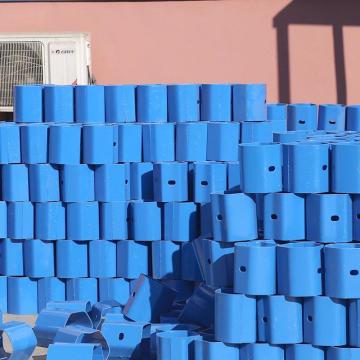 Guardrail autostradale di sicurezza stradale con terminale a coda di pesce