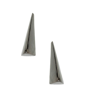 Metal gray tower-similar stud earrings