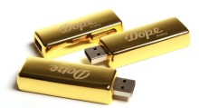 Gold USB Flash Memory Sticks
