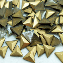 Antique Brass Triangle Nailheads HotFix Embellishments